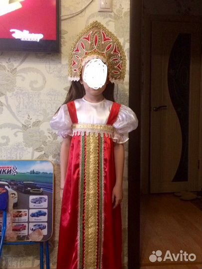 Продам платье, одевали один раз на Новый год, сами