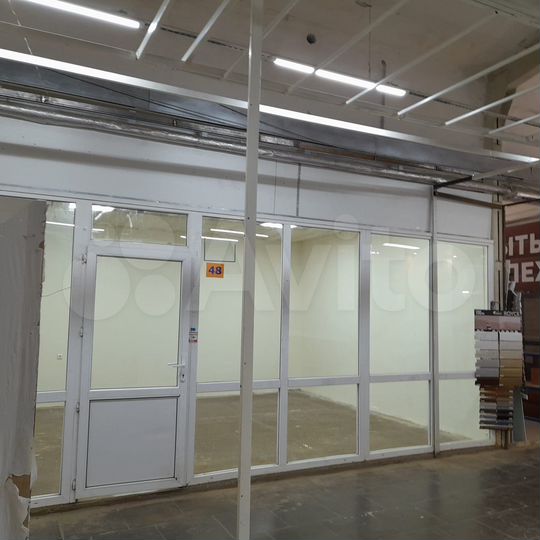 Торговая площадь, 28.4 м², Кировоградская, 33