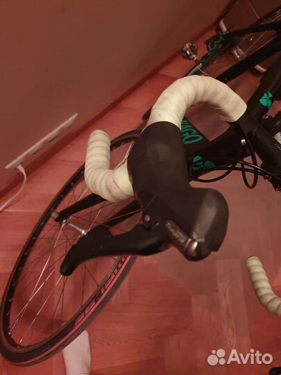 Шоссейный велосипед карбоновый