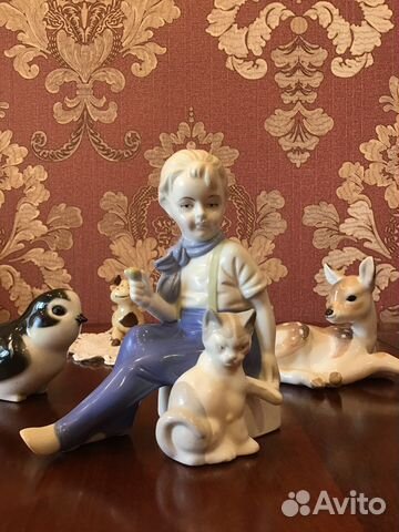 Статуэтка девочка с котенком Гдр 1970 год