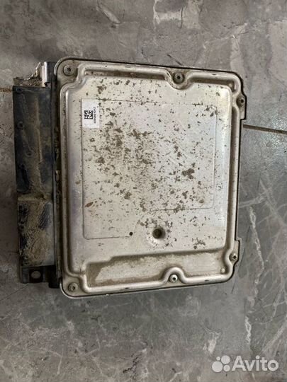 Блок управления двс Volkswagen Tiguan 5N2 2.0 cawa