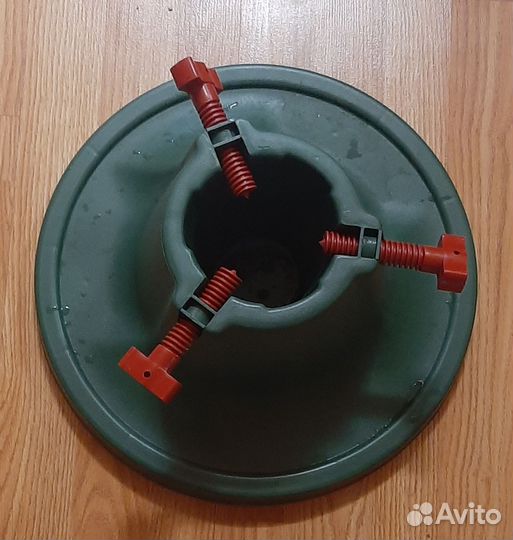 Поставка под елку