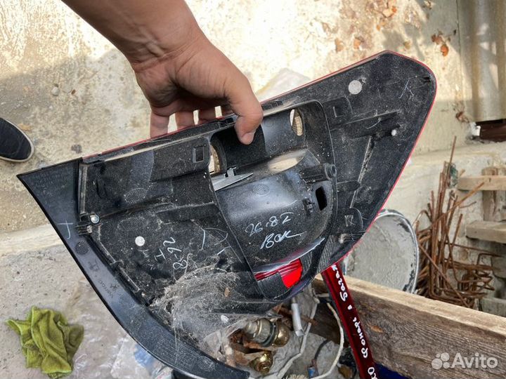 Фонарь задний правый Volkswagen Polo