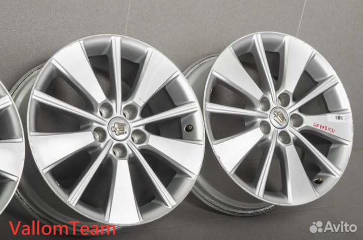 Лот UP4981131 Оригинальные 18-е диски toyota