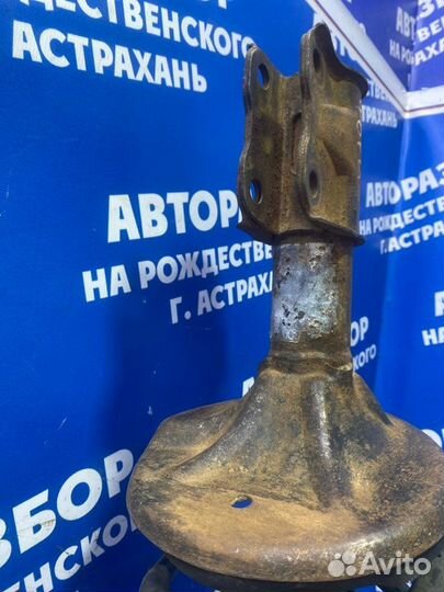 Передняя правая стойка амортизатора Chery Fora