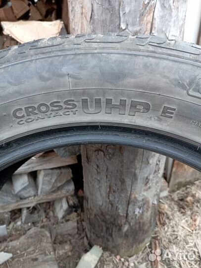 Continental ContiCrossContact UHP 225/55 R18 98H