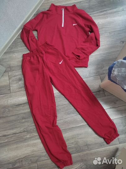 Спортивный костюм женский новый 44 46 размер