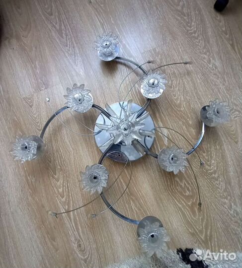 Люстра красивая