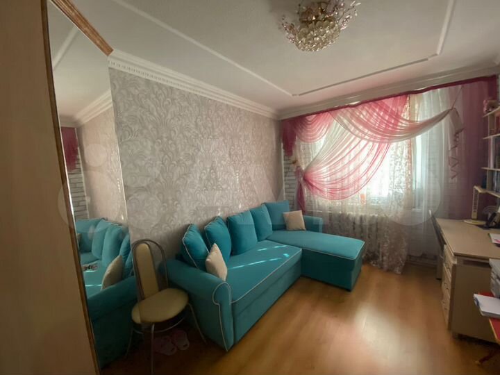 2-к. квартира, 54 м², 4/9 эт.