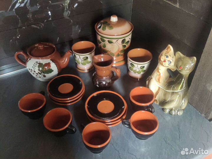 Набор глиняной посуды