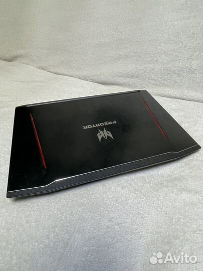 Игровой ноутбук Acer predator helios 300