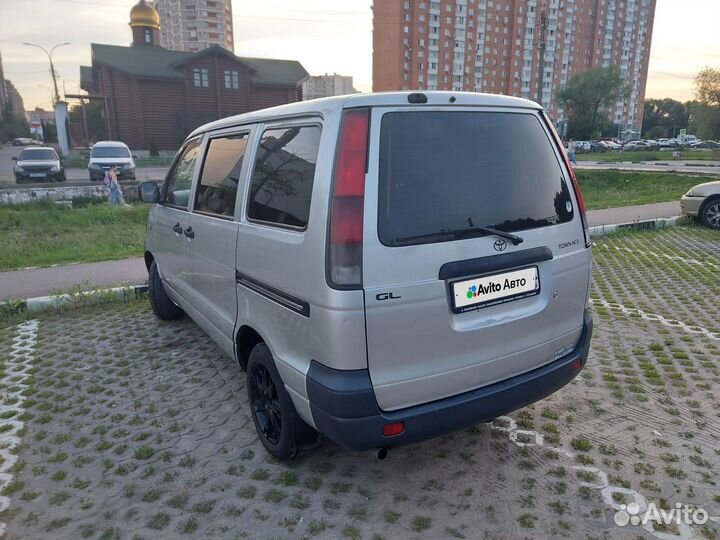 Toyota Town Ace 2.2 AT, 1999, 420 000 км