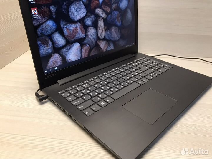 Современный тонкий ноутбук Lenovo SSD480/8gb