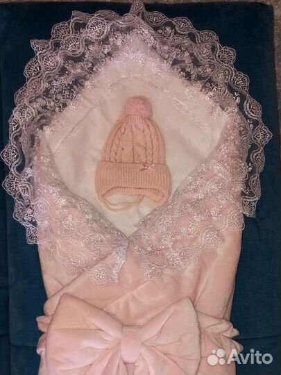 Кружевной уголок на выписку