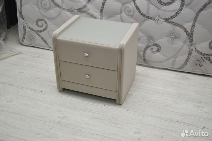 Прикроватная тумба