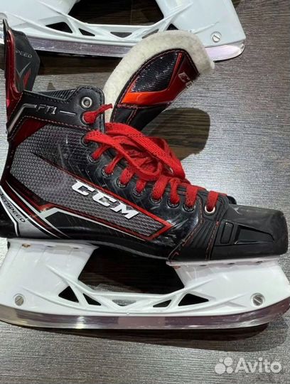 Коньки хоккейные CCM Jetspeed FT1 SR 9.5 EE
