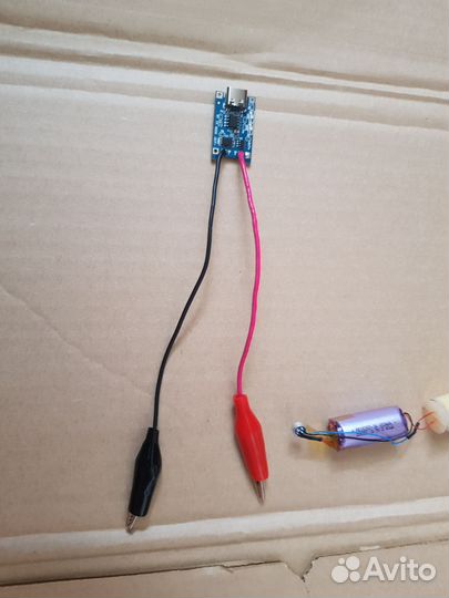 Зарядка для аккумулятора (электронок)