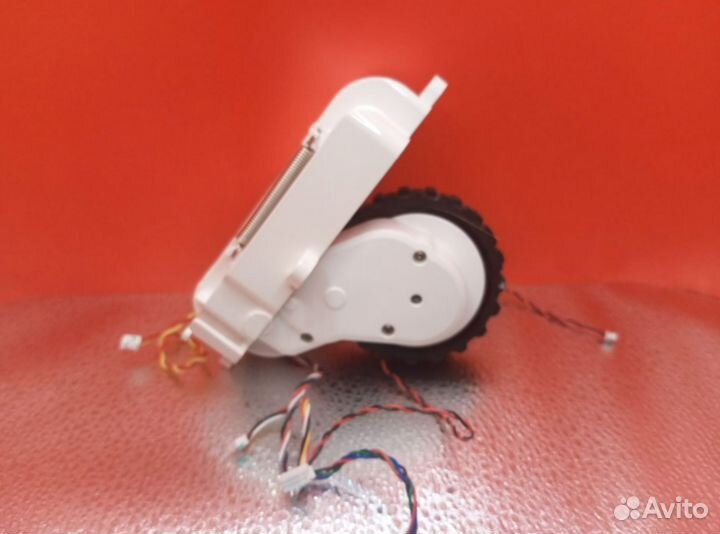 Колеса с разбора / Робот пылесосы Xiaomi, Dreame