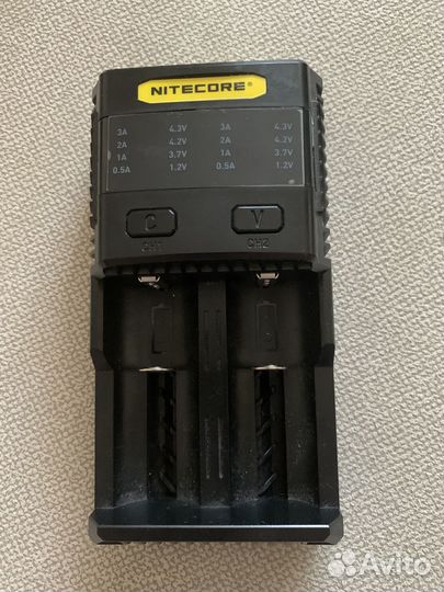 Зарядное устройство Nitecore SC2