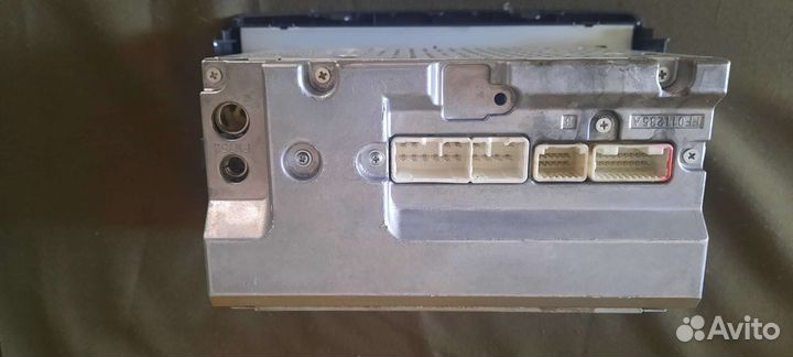 Штатная магнитола на toyota corolla 150