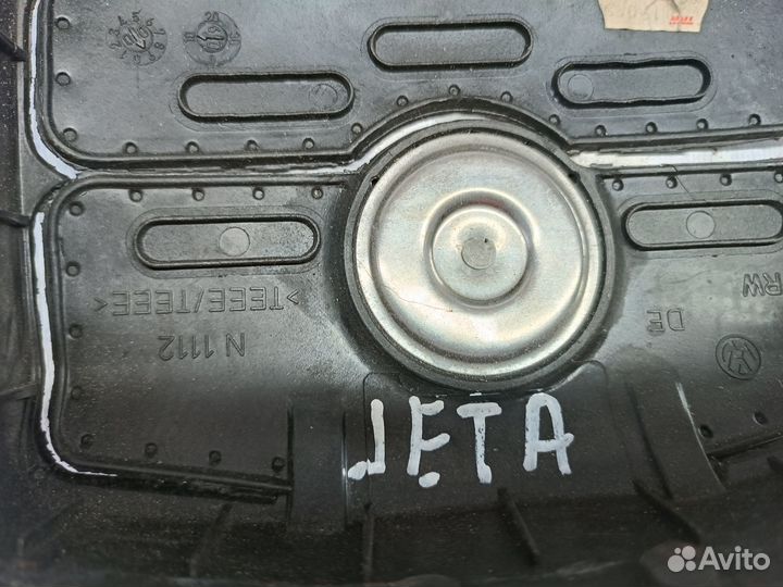 Заглушка руля Volkswagen Jetta