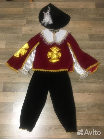Новогодний костюм мушкетера (аренда)