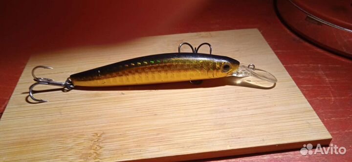 Воблер smith cherry blood 82md