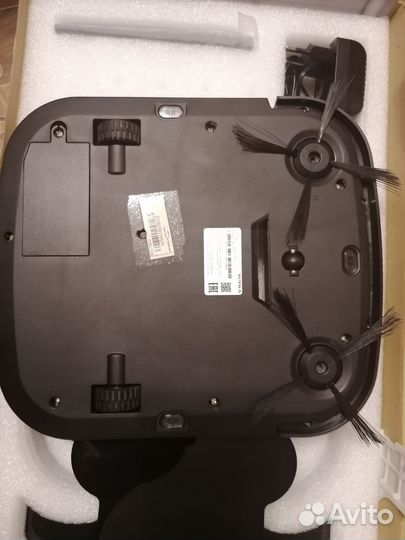 Робот-пылесос Supra VCS-4091 новый