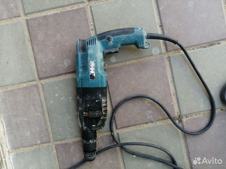 Перфоратор makita