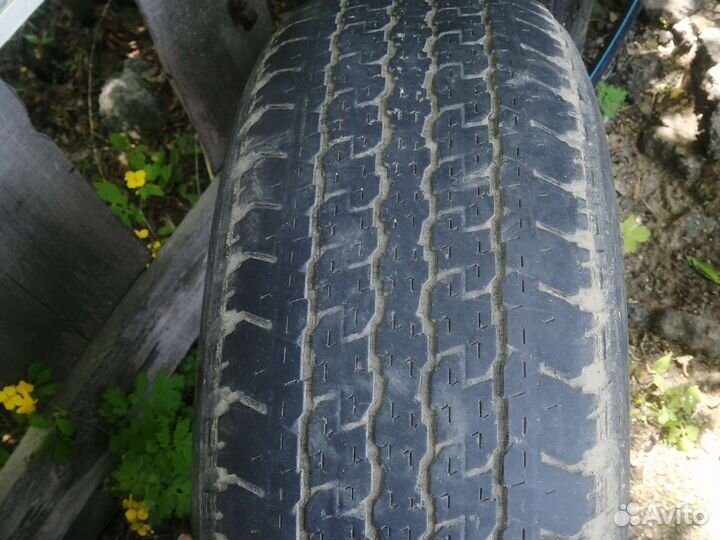 Bridgestone Dueler H/T D840 265/65 R17