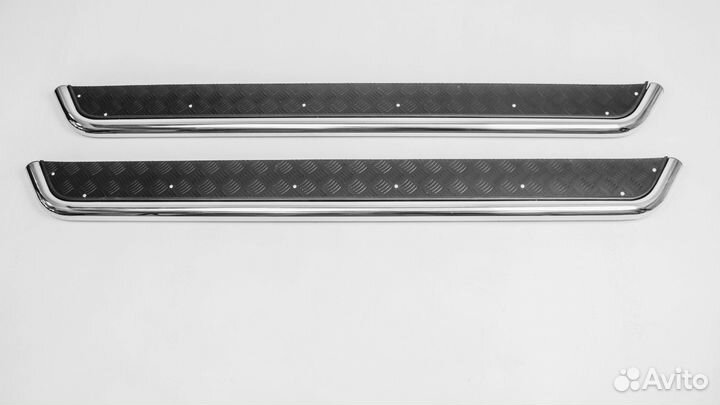 Подножки с анодированой площадкой Kia Sportage 5