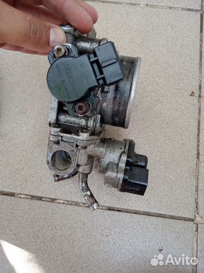 Дроссельная заслонка