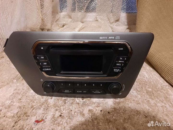 Магнитофон KIA RIO 3 с рамкой