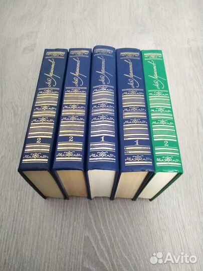 Поэзия книги