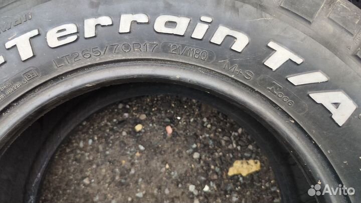 Bfgoodrich Mud-Terrain T/A KM2 265/70 R17 118Q