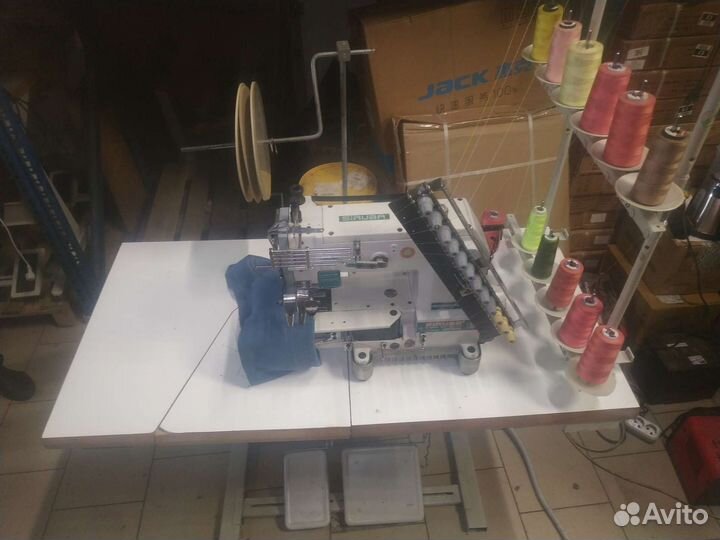 Поясная лампасная швейная машина Siruba