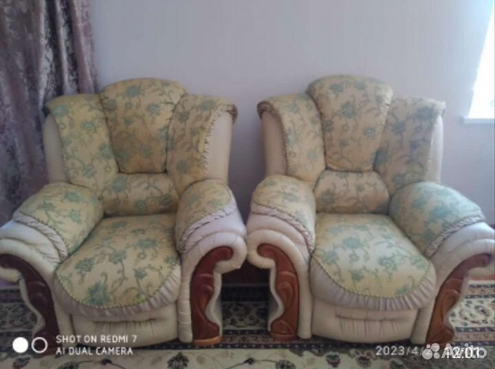 Диван и 2 кресла