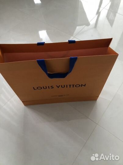 Пакет Louis Vuitton