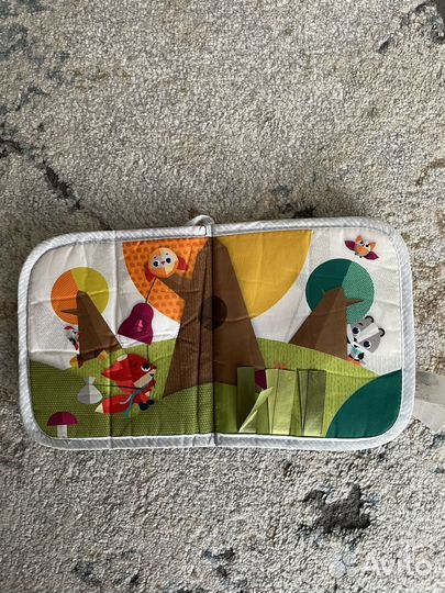 Книжка шуршалка Tiny love