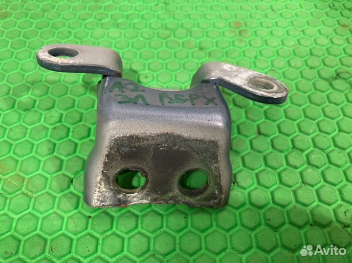 Петля двери верхняя задняя левая Acura Mdx YD2