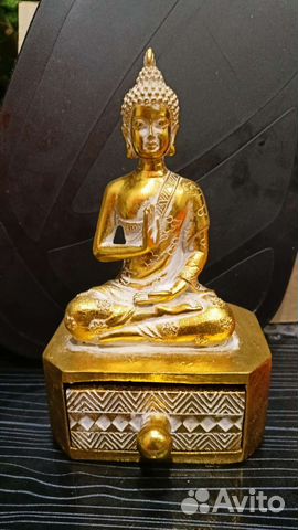 Статуэтка будды