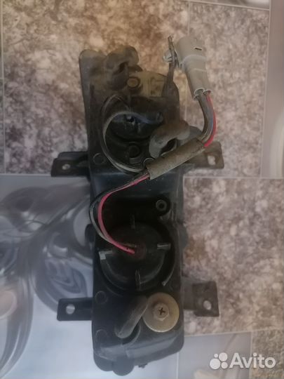 Противотуманные фары Geely Emgrand EC7