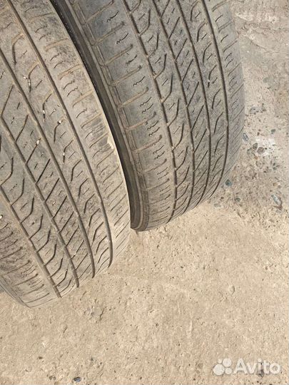 Toyo Extensa A/S 215/60 R17