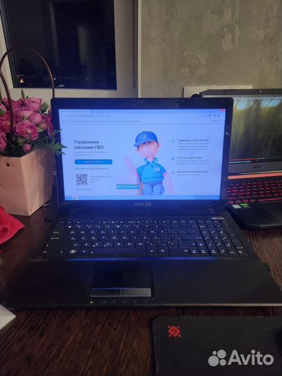 Ноутбук Asus x53u