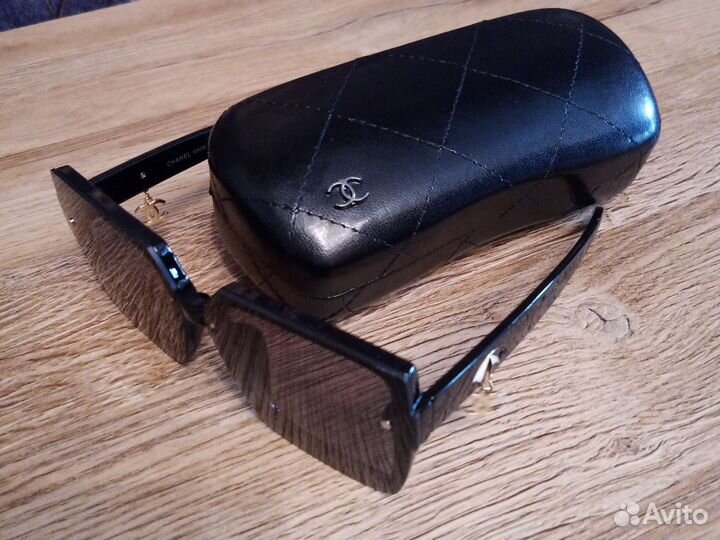 Солнцезащитные очки женские. Chanel