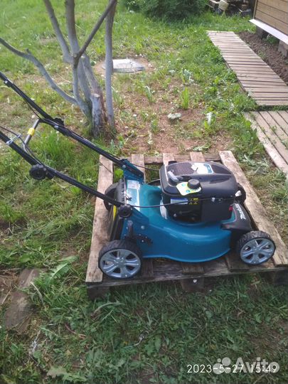 Газонокосилка бензиновая Makita PLM4620N б\у