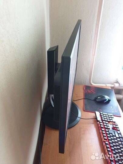 Монитор Philips 32 дюйма 3840x2160