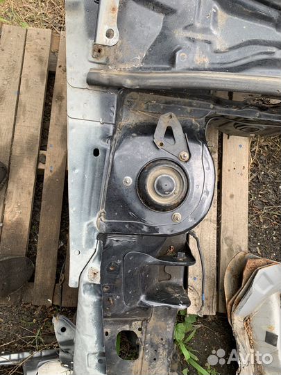 Стаканы передние хендай акцент