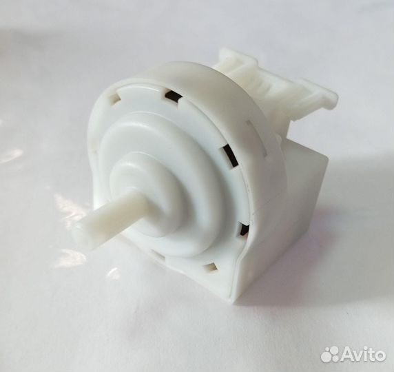 Прессостат стирально машины Bosch 9 000709431