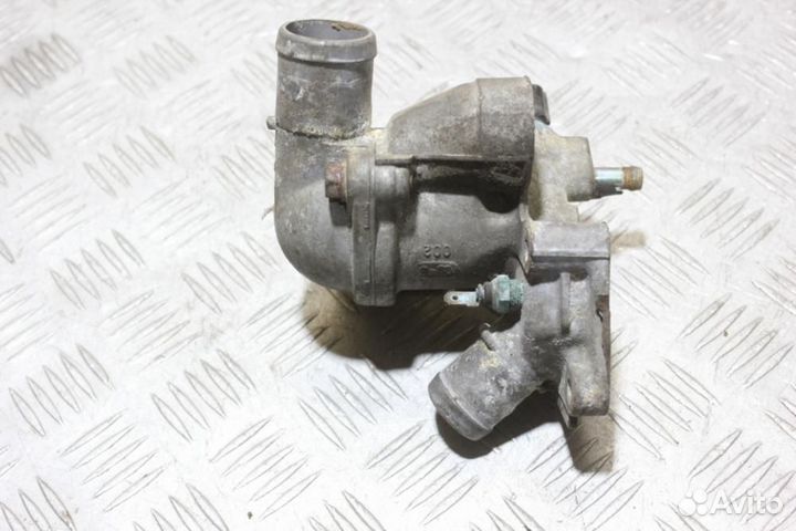 Корпус термостата Mitsubishi Lancer 9